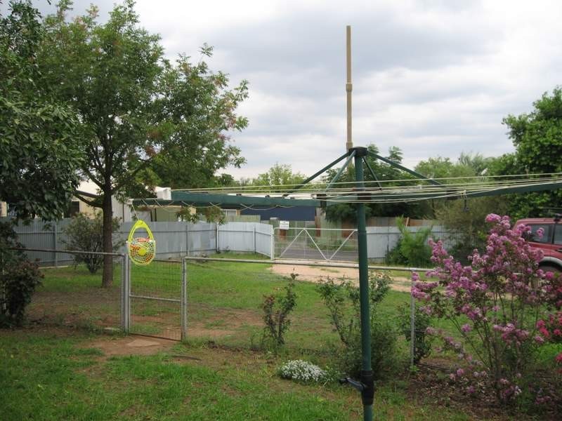 15 Goobang Street, Parkes NSW 2870