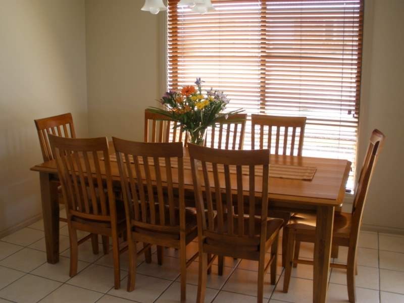 17 Noonan Street, Parkes NSW 2870