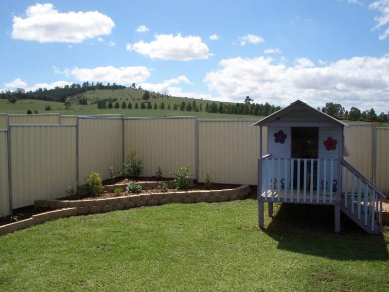 17 Noonan Street, Parkes NSW 2870