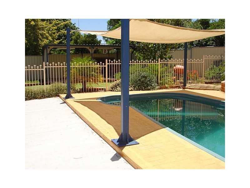 16 Webb Street, Parkes NSW 2870