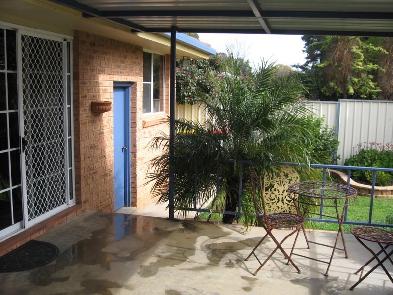 16 Webb Street, Parkes NSW 2870