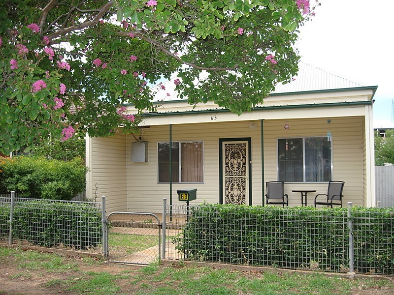 63 Bogan Street, Parkes NSW 2870