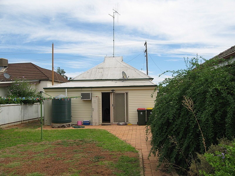 63 Bogan Street, Parkes NSW 2870