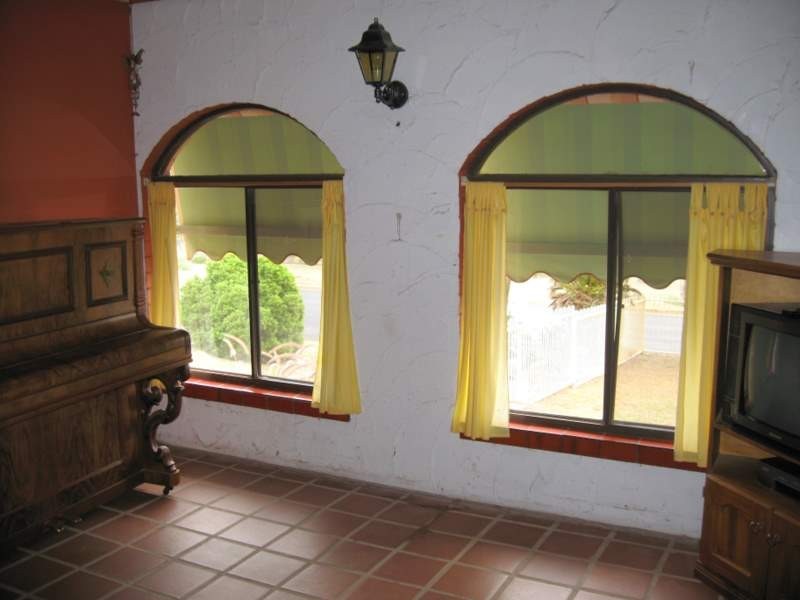 73 East Street, Parkes NSW 2870