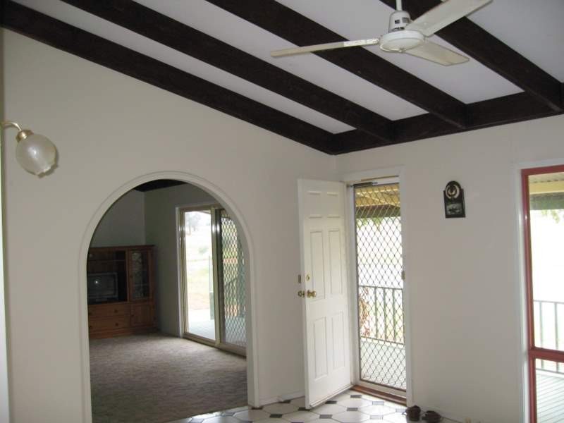 123 Railway Parade, Peak Hill NSW 2869