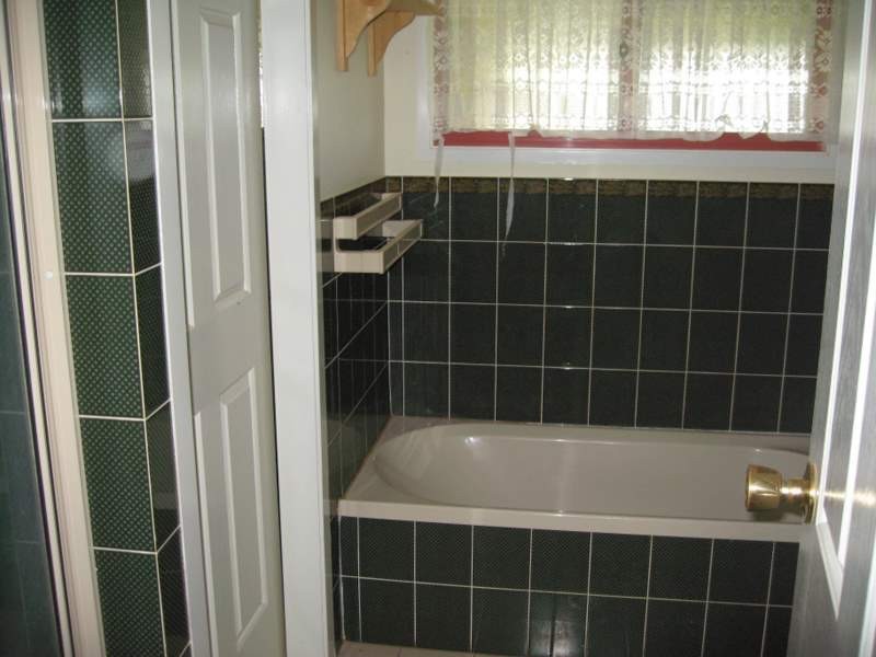 123 Railway Parade, Peak Hill NSW 2869