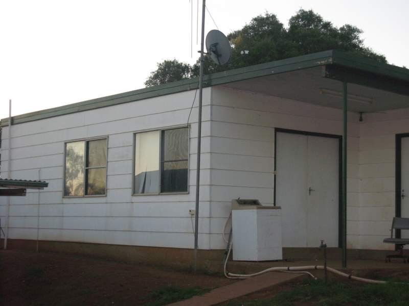 81 High Street, Parkes NSW 2870