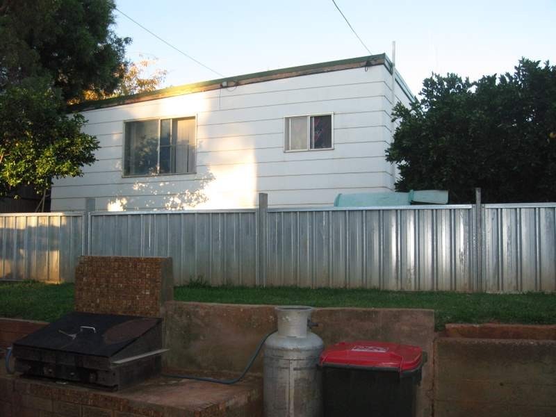 81 High Street, Parkes NSW 2870