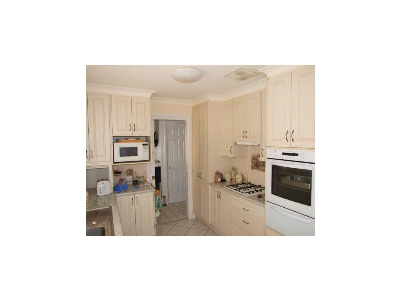 41 Flinders Street, Parkes NSW 2870