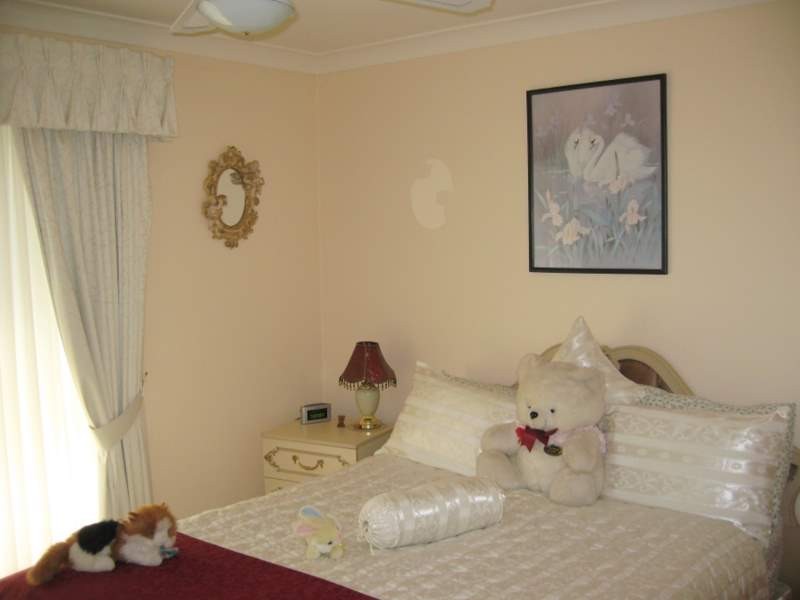 41 Flinders Street, Parkes NSW 2870