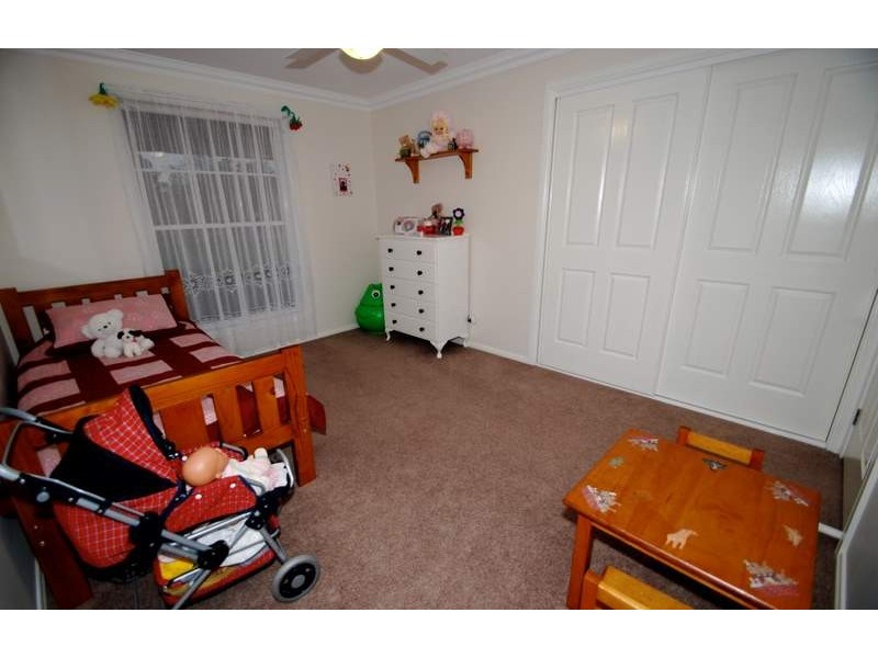 5 Kelly Road, Parkes NSW 2870