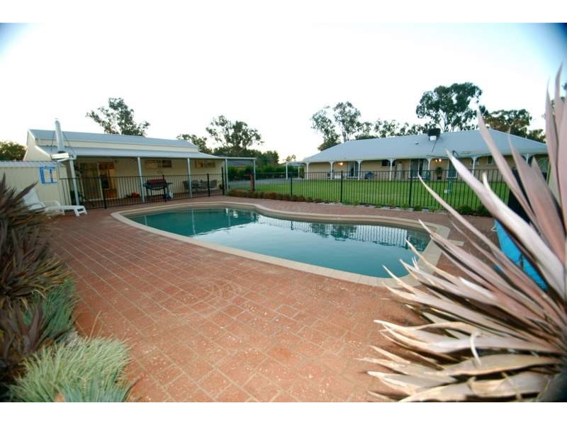 5 Kelly Road, Parkes NSW 2870