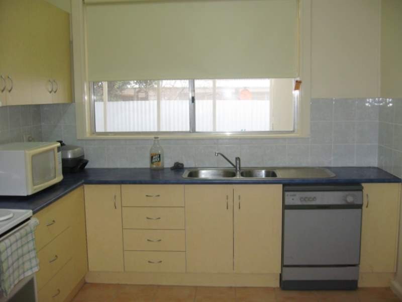 140A Currajong Street, Parkes NSW 2870