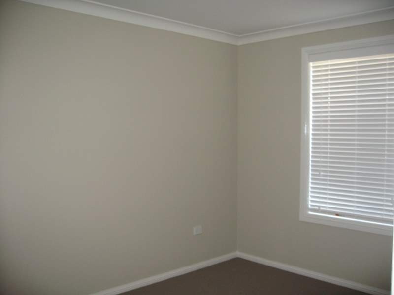 1 Thomas Tom Cres, Parkes NSW 2870