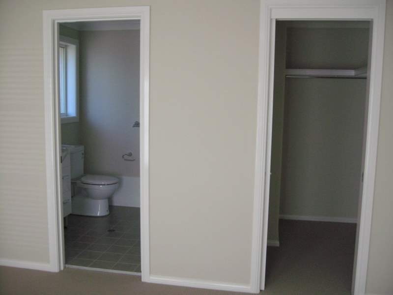 1 Thomas Tom Cres, Parkes NSW 2870