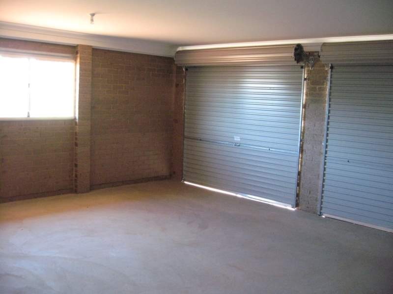 1 Thomas Tom Cres, Parkes NSW 2870