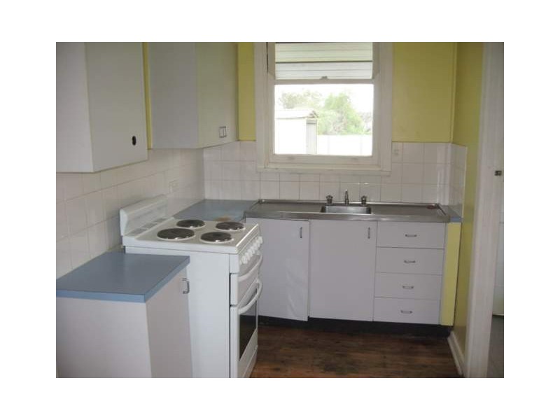 52 Howard Street, Peak Hill NSW 2869