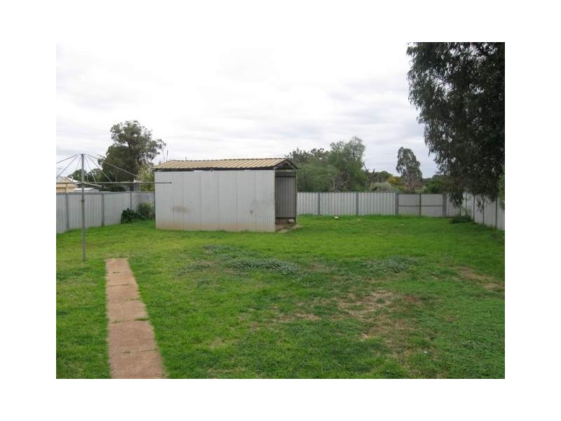52 Howard Street, Peak Hill NSW 2869