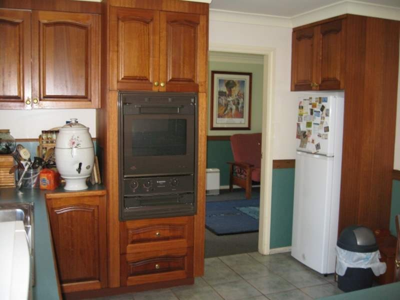 1 Glenburnie Close, Parkes NSW 2870