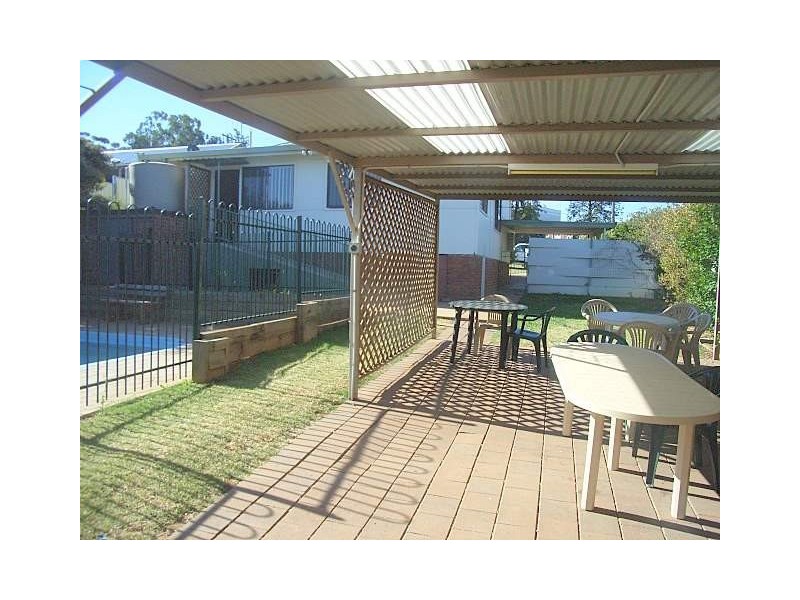 31 Rose Street, Parkes NSW 2870
