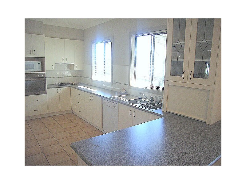 31 Rose Street, Parkes NSW 2870