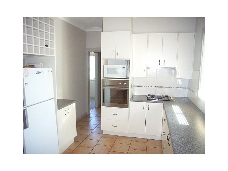 31 Rose Street, Parkes NSW 2870