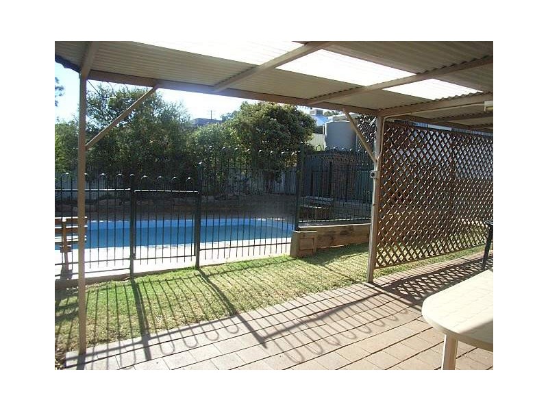 31 Rose Street, Parkes NSW 2870