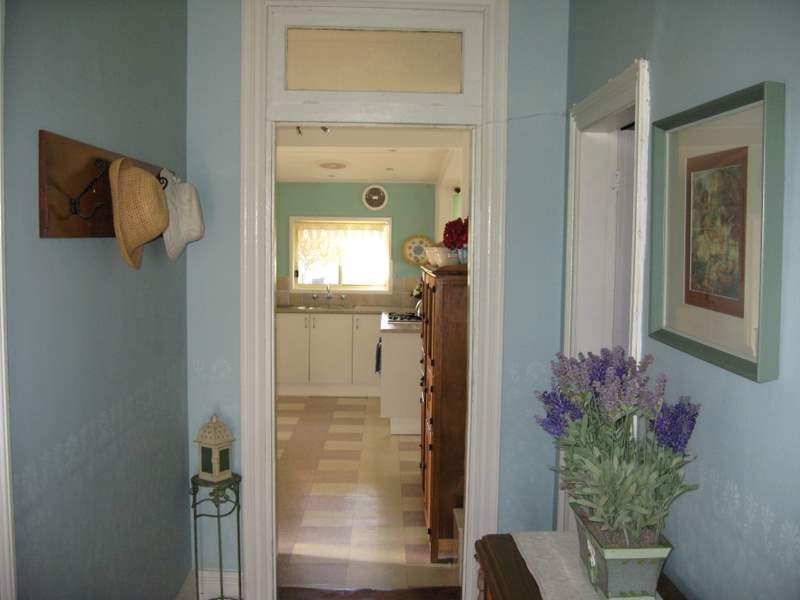 5 Howard Street, Parkes NSW 2870