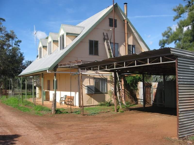 75-81 Station Street, Bogan Gate NSW 2876