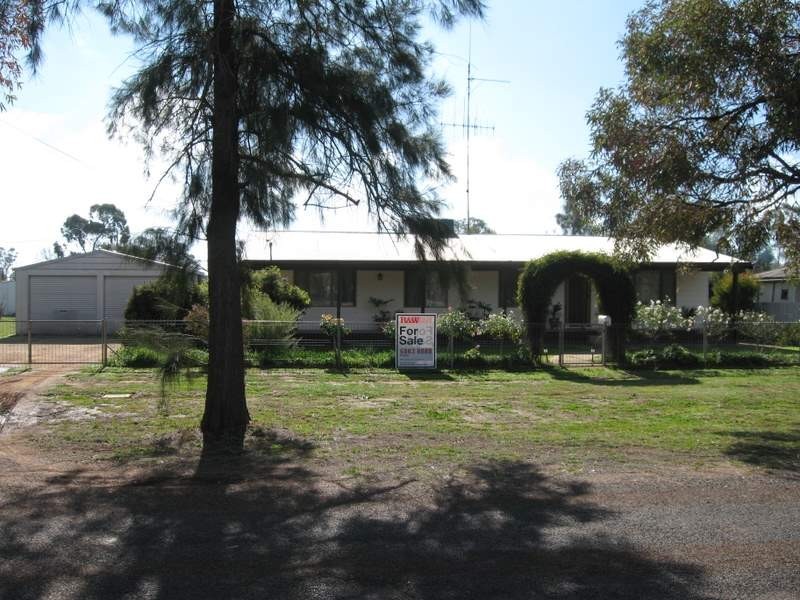 43 Lachlan Street, Bogan Gate NSW 2876