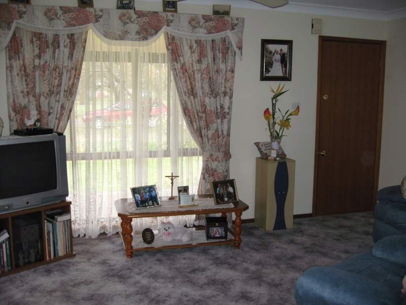 43 Lachlan Street, Bogan Gate NSW 2876