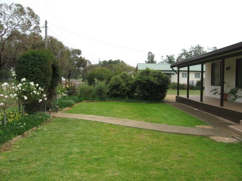 43 Lachlan Street, Bogan Gate NSW 2876