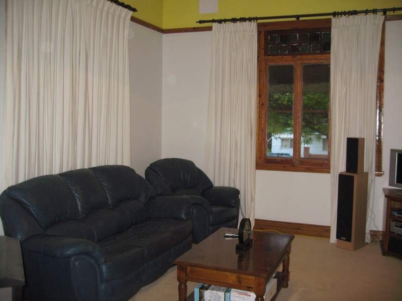2 Oswin Street, Parkes NSW 2870