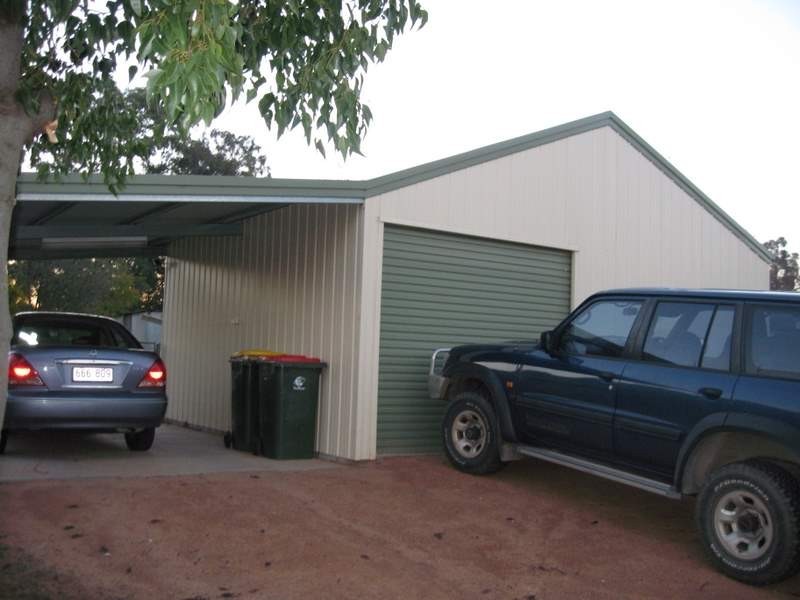 2 Oswin Street, Parkes NSW 2870