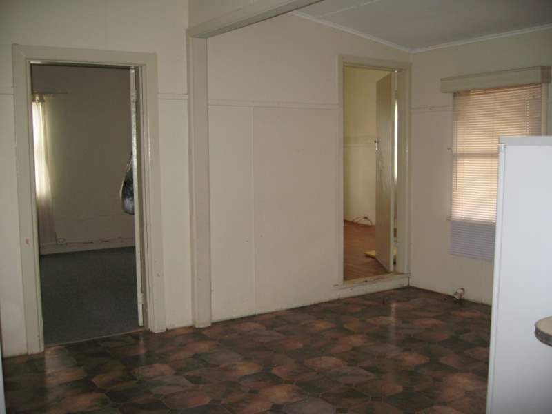 36 Victoria Street, Parkes NSW 2870