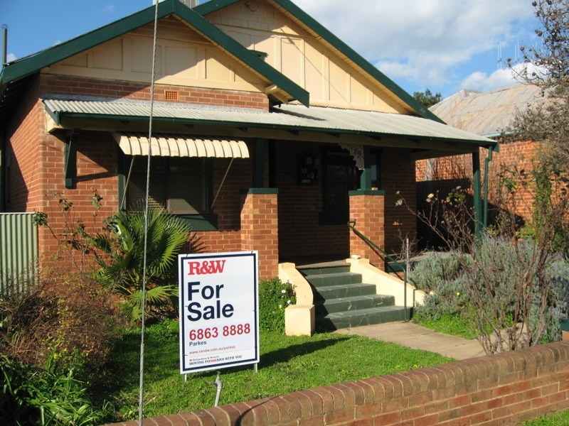 79 Bogan Street, Parkes NSW 2870