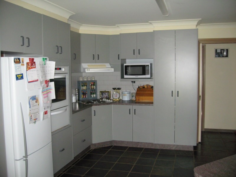 17 Golden Bar Drive, Parkes NSW 2870