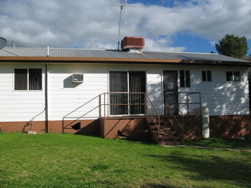 60 Medlyn Street, Parkes NSW 2870
