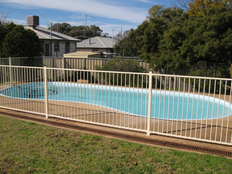 3 Dalley Street, Parkes NSW 2870