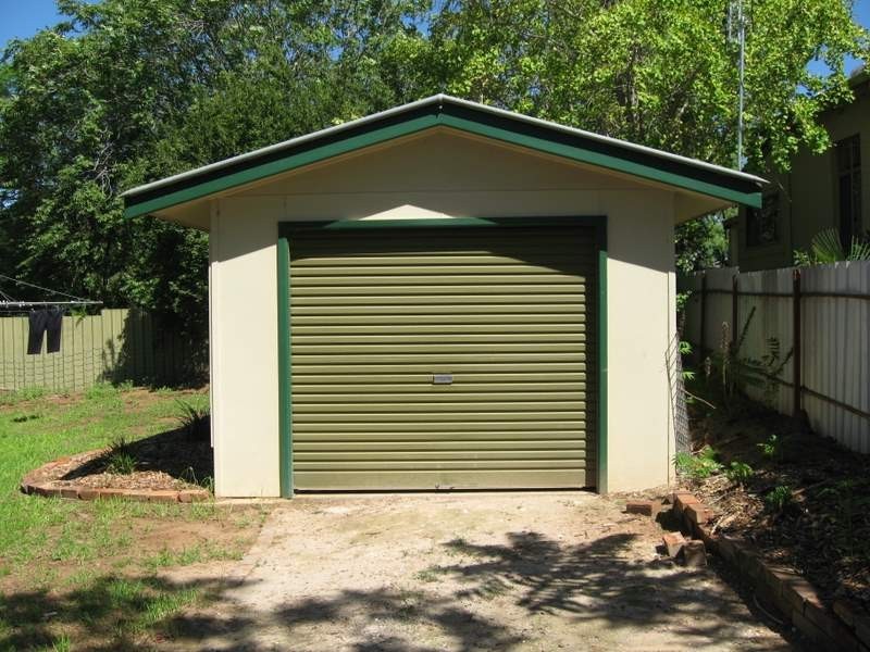 56 Orange Street, Parkes NSW 2870