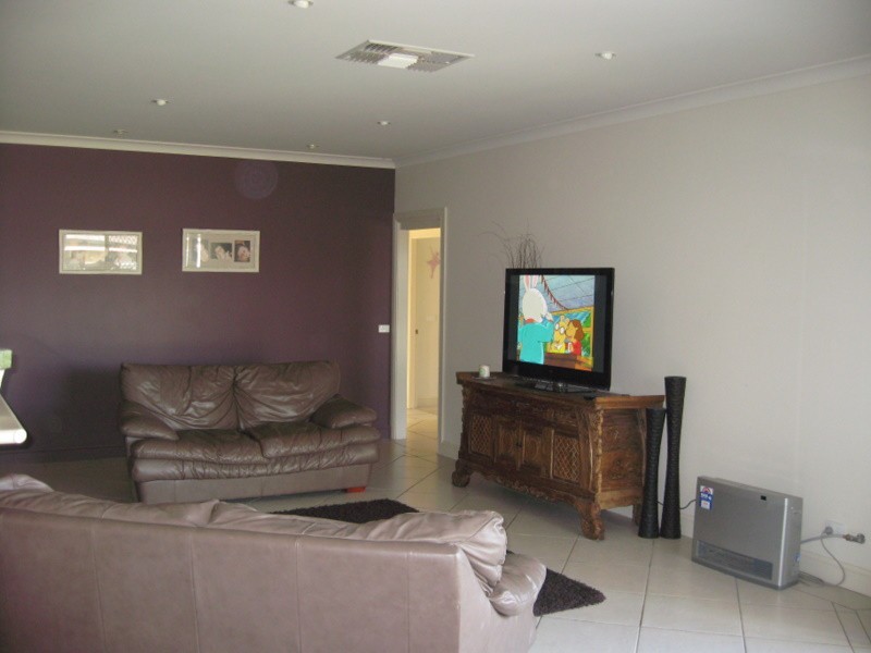 4 Vaucluse Place, Parkes NSW 2870