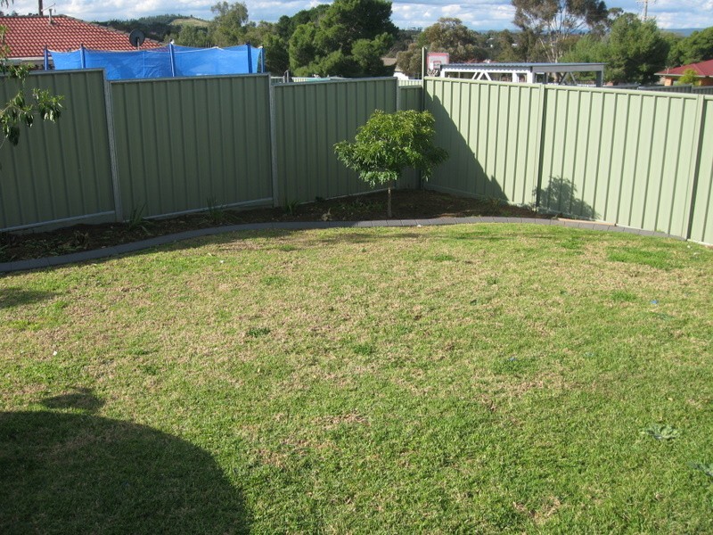 4 Vaucluse Place, Parkes NSW 2870
