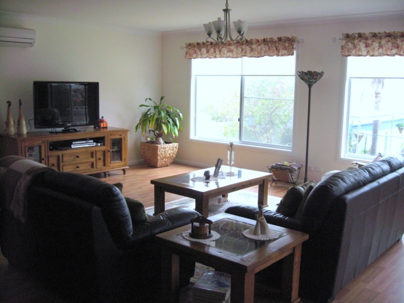 15 Middleton Street, Parkes NSW 2870