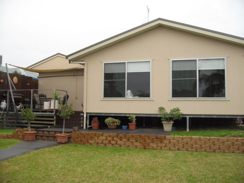 15 Middleton Street, Parkes NSW 2870