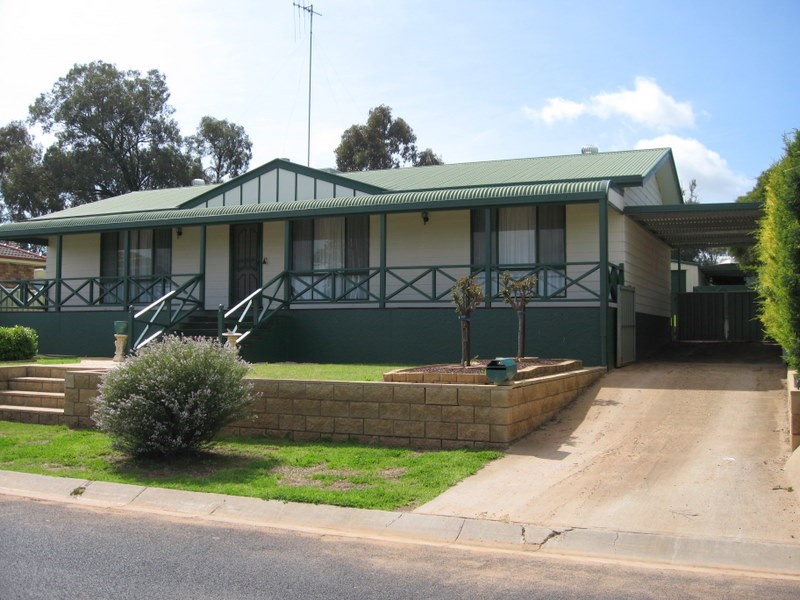 7  Paterson Street, Parkes NSW 2870