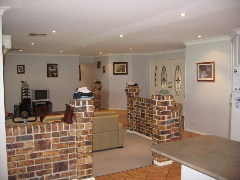6 Caledonia Street, Parkes NSW 2870