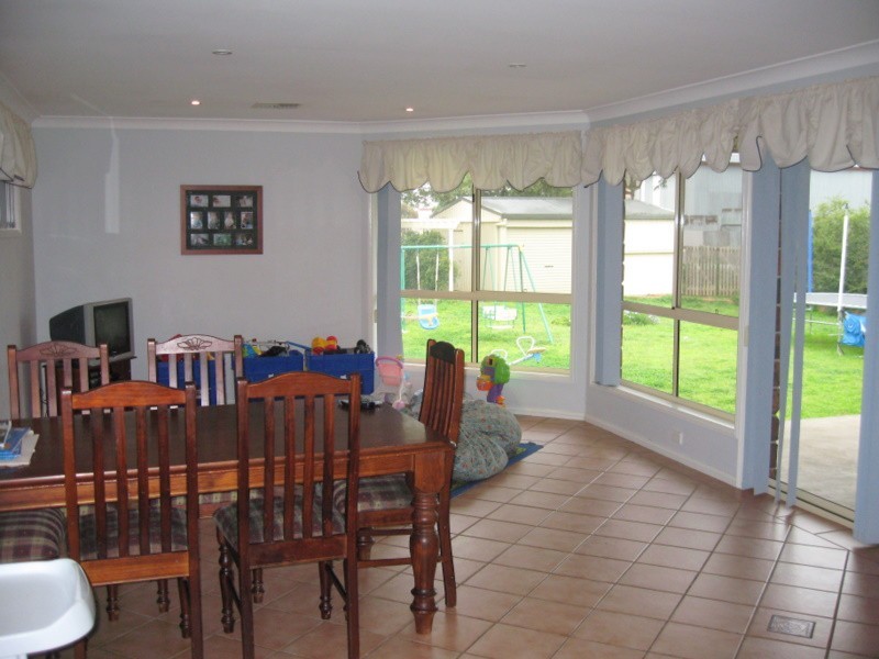 6 Caledonia Street, Parkes NSW 2870