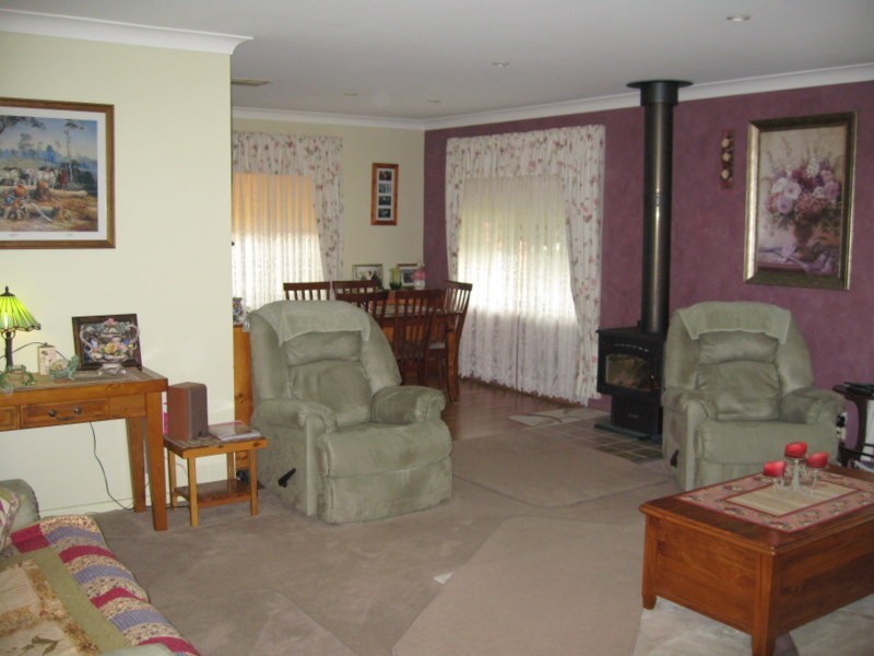 22 Jones Street, Parkes NSW 2870