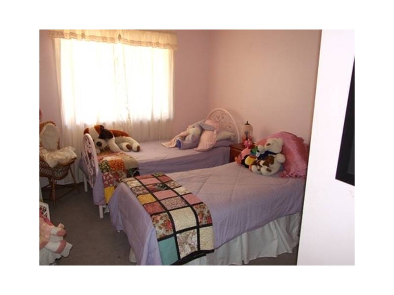 15 Paterson Street, Parkes NSW 2870