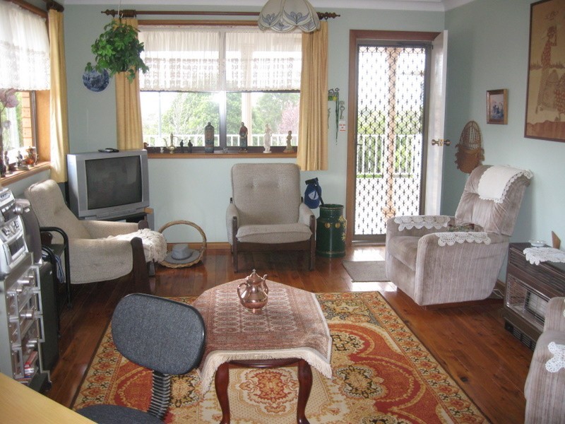 33 Moor Street, Parkes NSW 2870